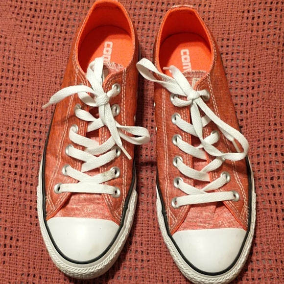 pink converse womens size 8